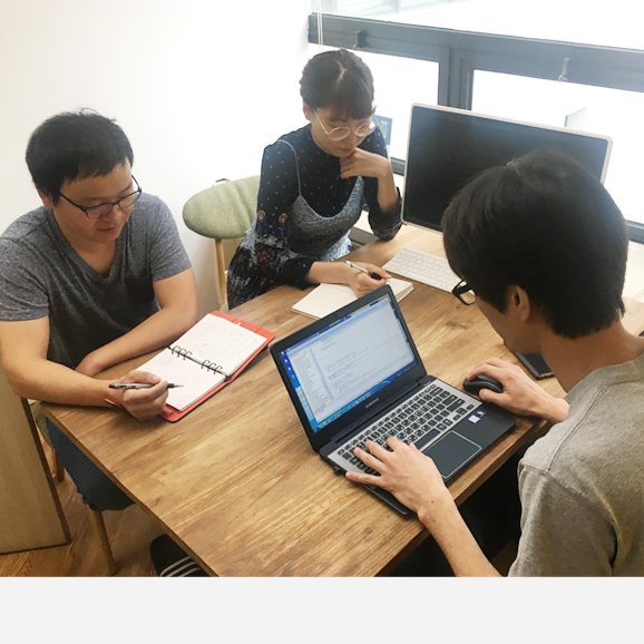 탁월함에 대한 ‘도전’을 멈추지 않는 곳, 이러닝개발팀!